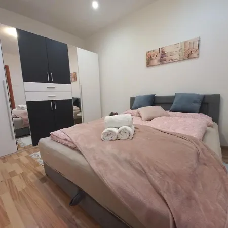 Apartment Udoban Stan Na Pecinama *
