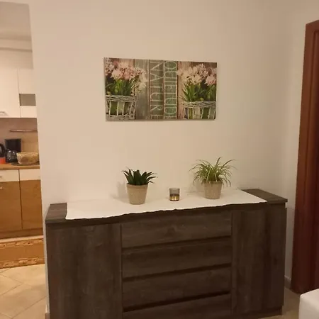 Udoban Stan Na Pecinama