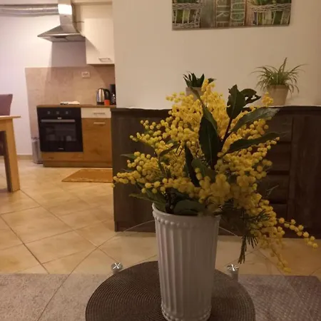 Udoban Stan Na Pecinama Lejlighed